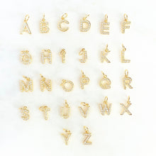 Lade das Bild in den Galerie-Viewer, CZ Letter Charm Add On
