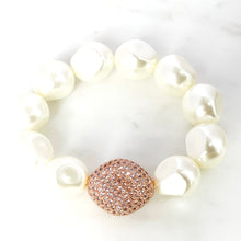 Load image into Gallery viewer, Maxi Pearl Nugget Bracelet
