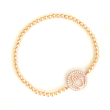 Lade das Bild in den Galerie-Viewer, Encircled Hamsa Hand Bracelet
