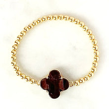 Load image into Gallery viewer, Maxi Shell Clover Bracelet
