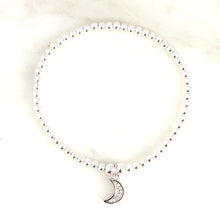 Cargar imagen en el visor de la galería, Crescent Moon Bracelet
