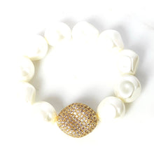 Load image into Gallery viewer, Maxi Pearl Nugget Bracelet
