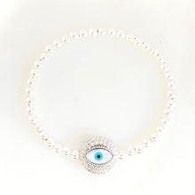 Load image into Gallery viewer, Evil Eye Bead Bracelet
